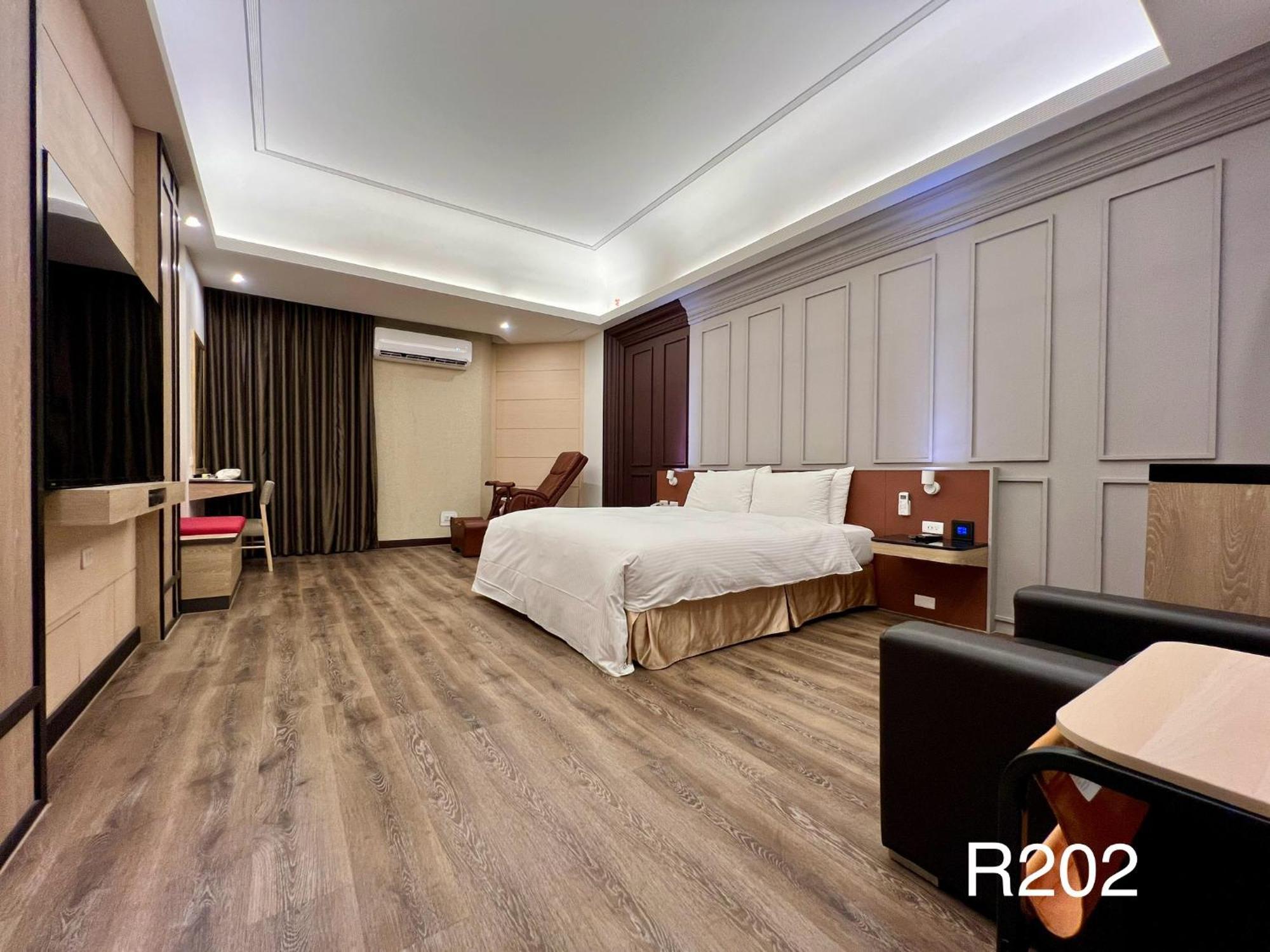 Cigar Motel ไถหนาน ภายนอก รูปภาพ