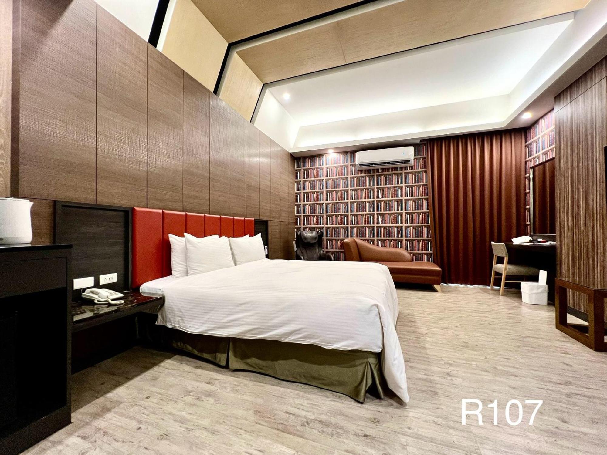 Cigar Motel ไถหนาน ภายนอก รูปภาพ