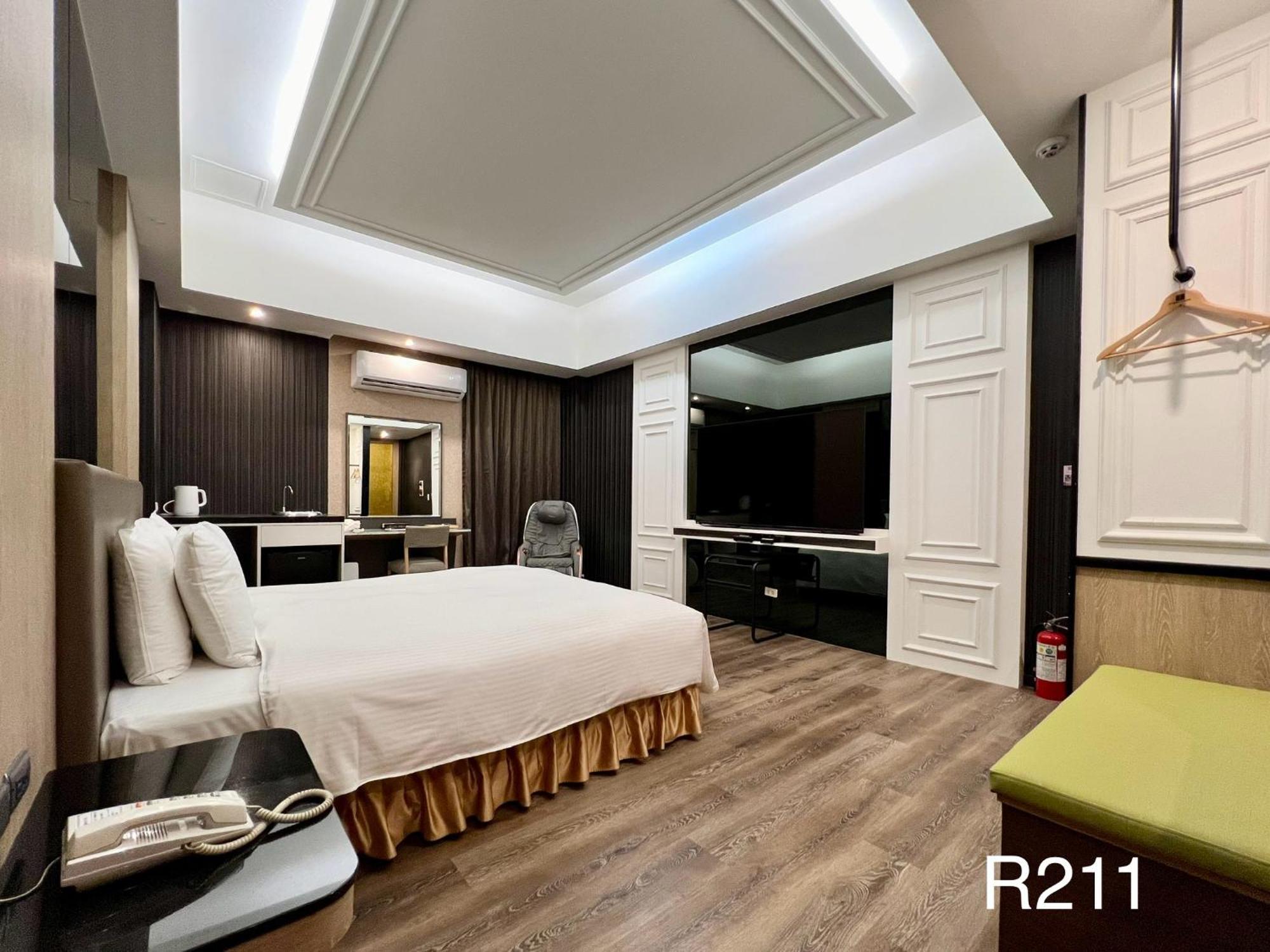 Cigar Motel ไถหนาน ภายนอก รูปภาพ